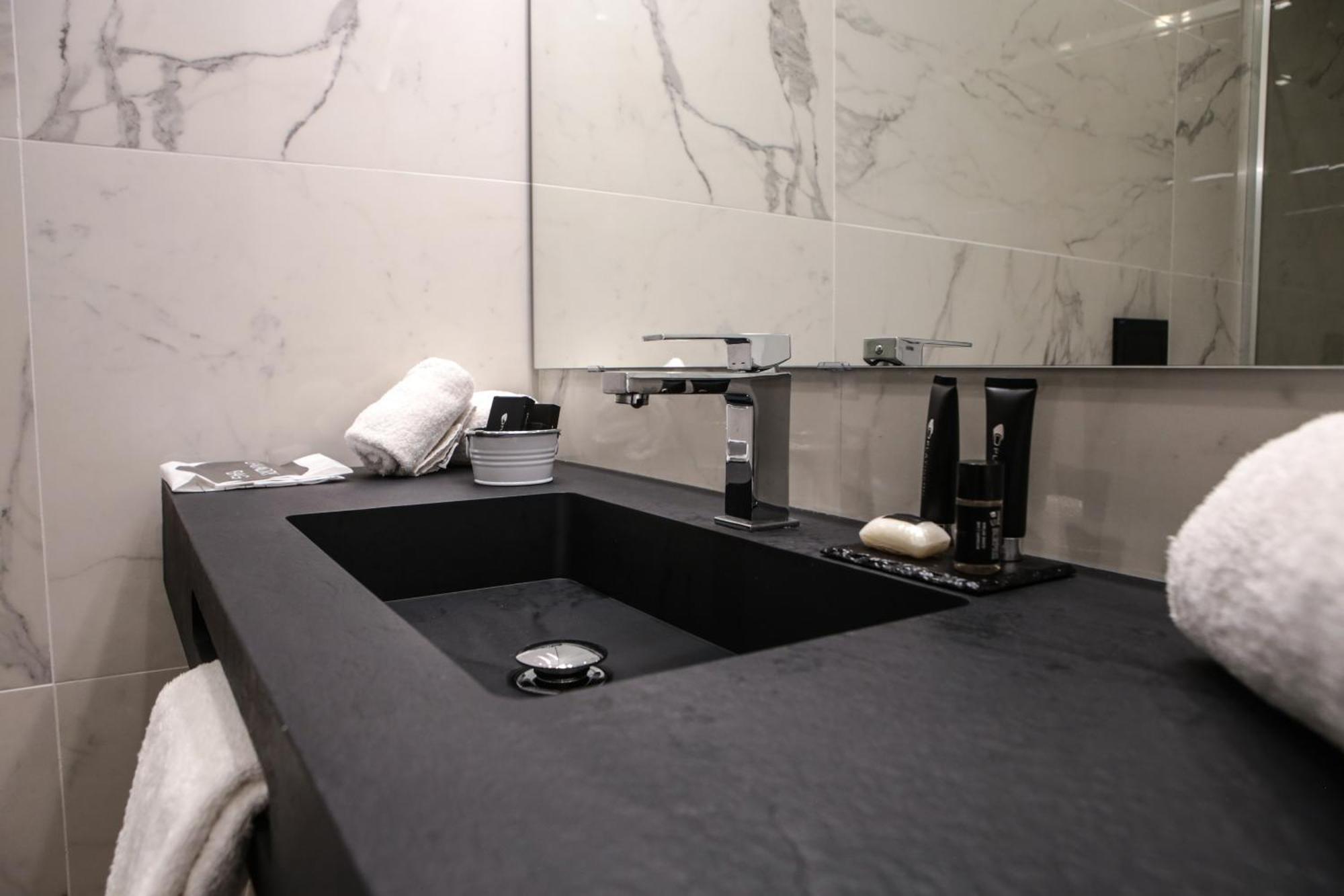 Loft Campidano 5 Apartment กาญารี ภายนอก รูปภาพ